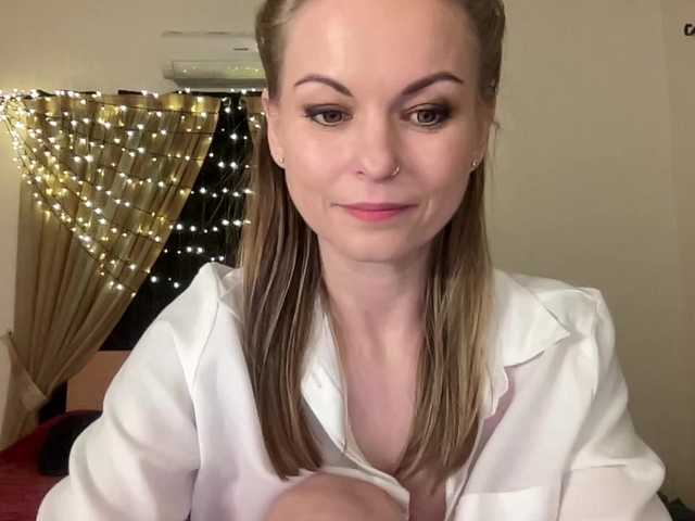 LilithNewdawn's BongaCams show and profile