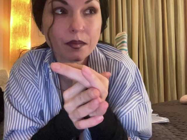 LilithNewdawn's BongaCams show and profile