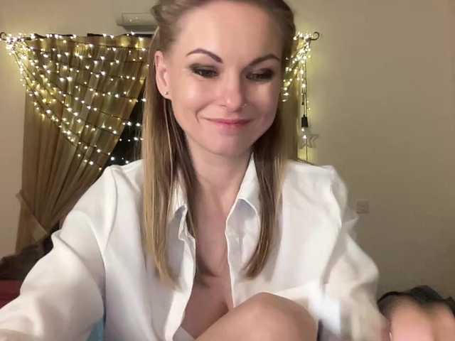 LilithNewdawn's BongaCams show and profile