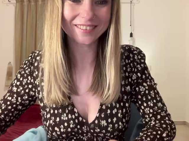 BongaCams LilithNewdawn is Freechat LilithNewdawn — :No nudity in free chat Lingerie, teasing, dancing possible in group chat Everything interesting starts in total private Cameras are always welcomed Gentlemen are welcomed!