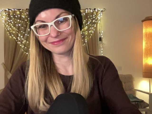 LilithNewdawn's BongaCams show and profile