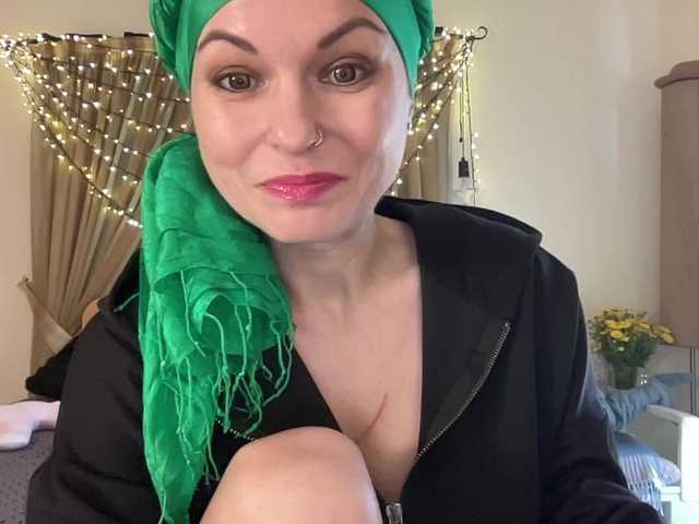 LilithNewdawn's BongaCams show and profile