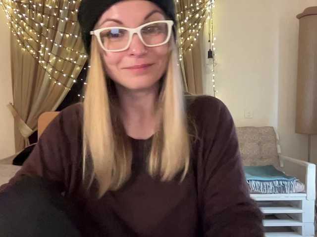 LilithNewdawn's BongaCams show and profile