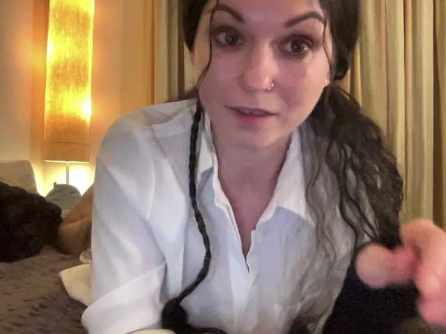 LilithNewdawn's BongaCams show and profile