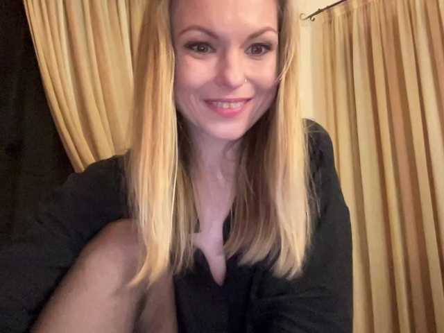 LilithNewdawn's BongaCams show and profile