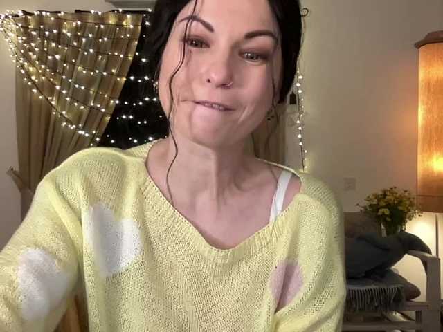 LilithNewdawn's BongaCams show and profile