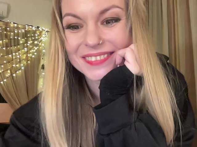 LilithNewdawn's BongaCams show and profile