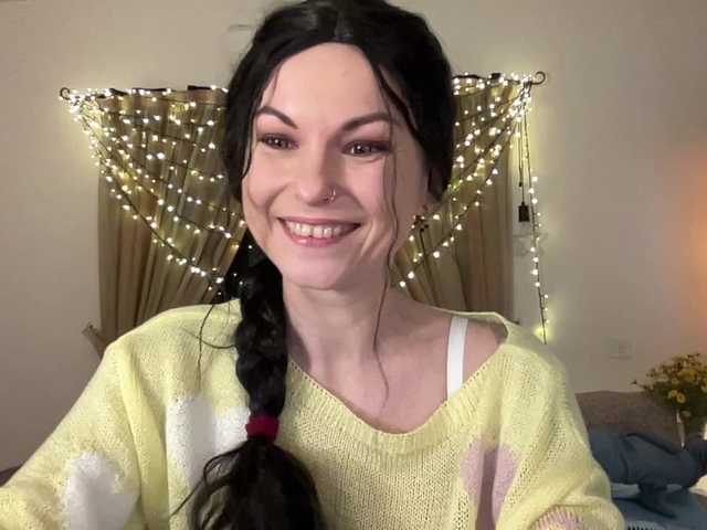 LilithNewdawn's BongaCams show and profile