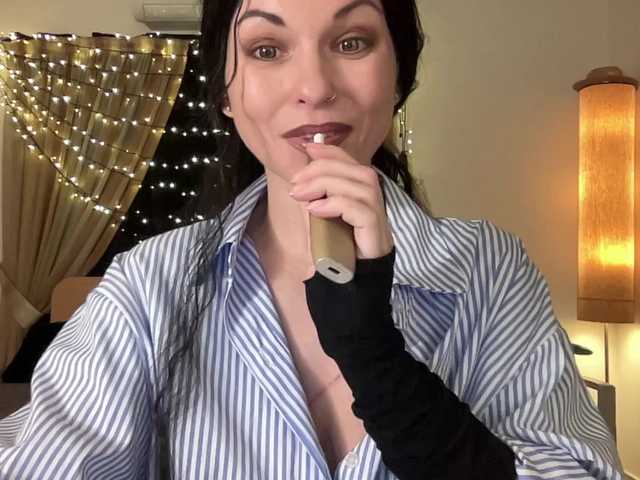 LilithNewdawn's BongaCams show and profile