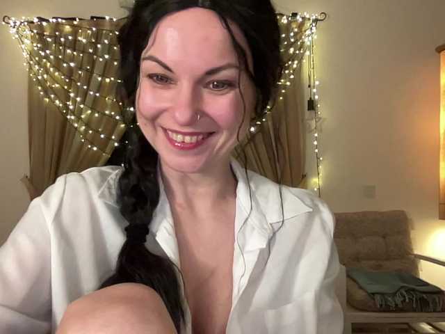 LilithNewdawn's BongaCams show and profile