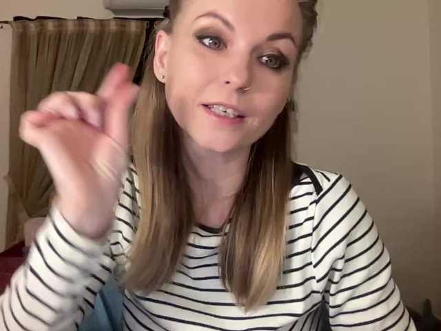 LilithNewdawn's BongaCams show and profile