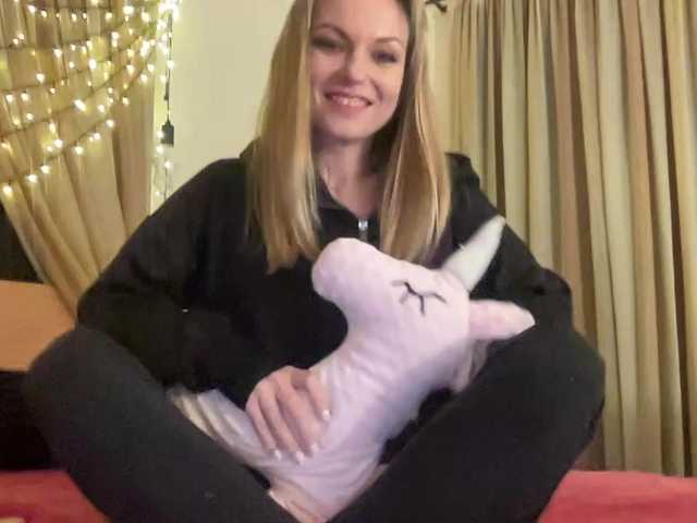 LilithNewdawn's BongaCams show and profile