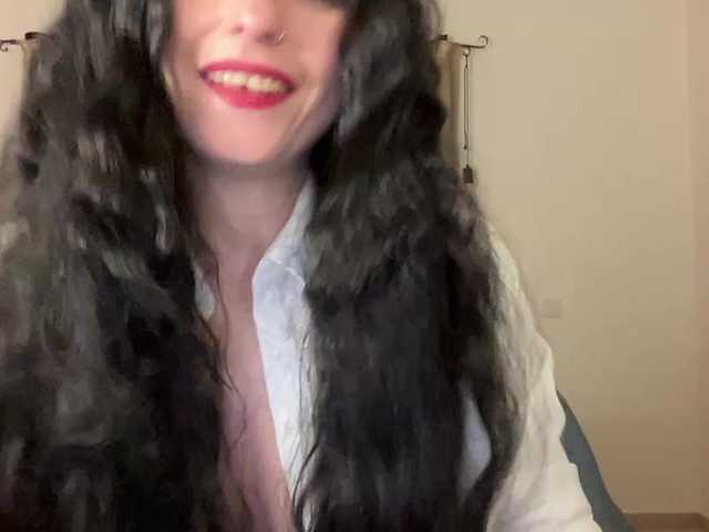 LilithNewdawn's BongaCams show and profile