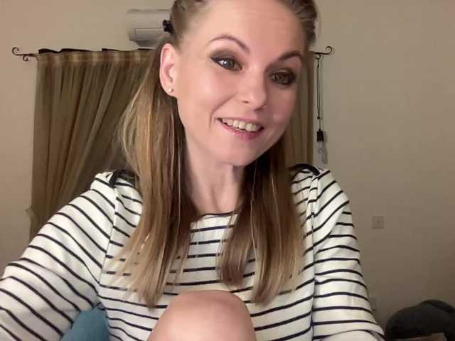 LilithNewdawn's BongaCams show and profile