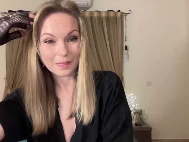 LilithNewdawn's BongaCams show and profile