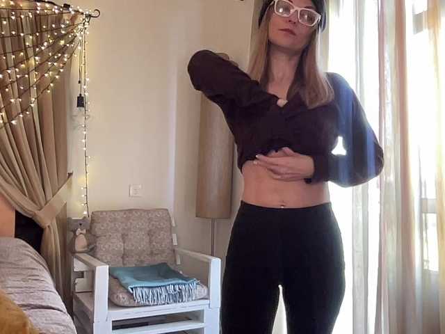 LilithNewdawn's BongaCams show and profile