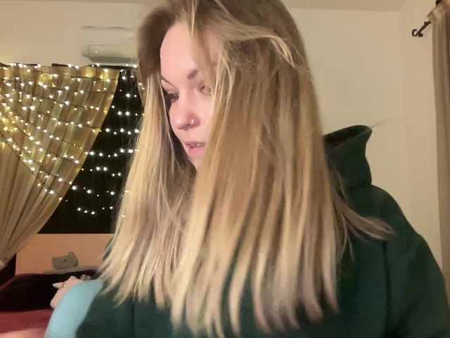 LilithNewdawn's BongaCams show and profile