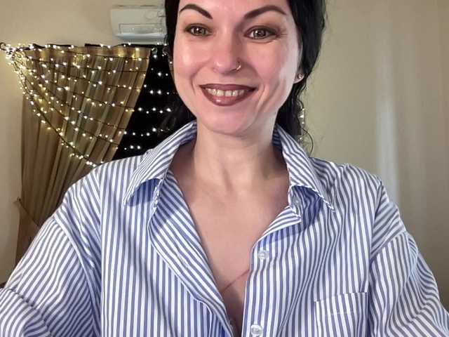 LilithNewdawn's BongaCams show and profile