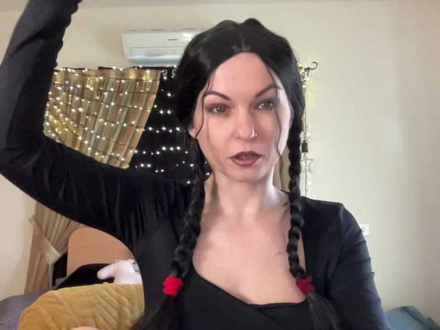 LilithNewdawn's BongaCams show and profile