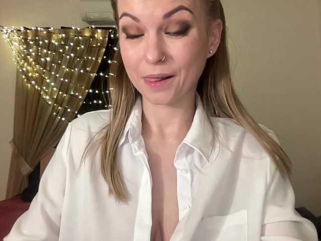 LilithNewdawn's BongaCams show and profile