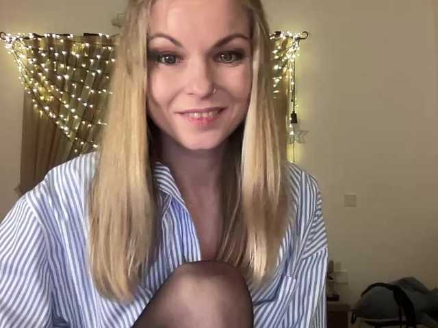 LilithNewdawn's BongaCams show and profile