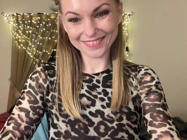 LilithNewdawn's BongaCams show and profile