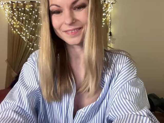 LilithNewdawn's BongaCams show and profile