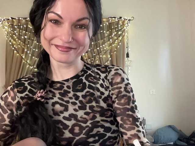 LilithNewdawn's BongaCams show and profile