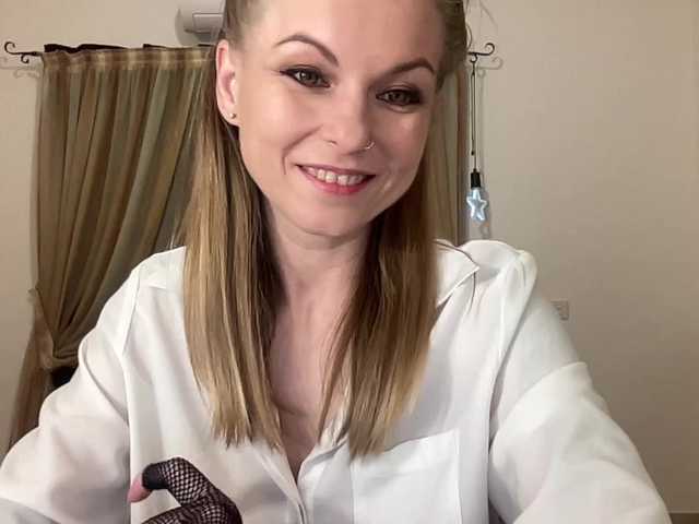 LilithNewdawn from BongaCams is Freechat