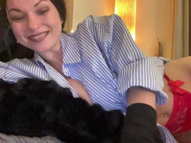 LilithNewdawn's BongaCams show and profile