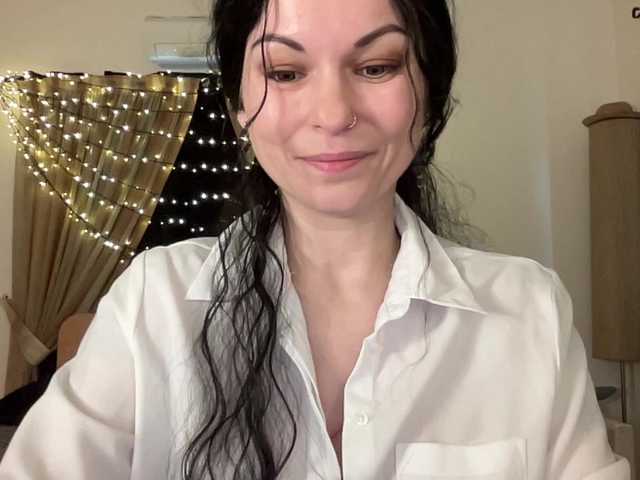 LilithNewdawn's BongaCams show and profile