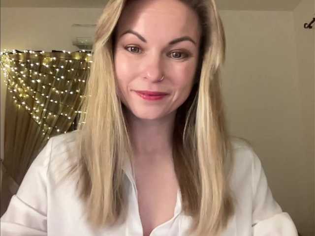 LilithNewdawn's BongaCams show and profile