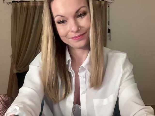 LilithNewdawn's BongaCams show and profile