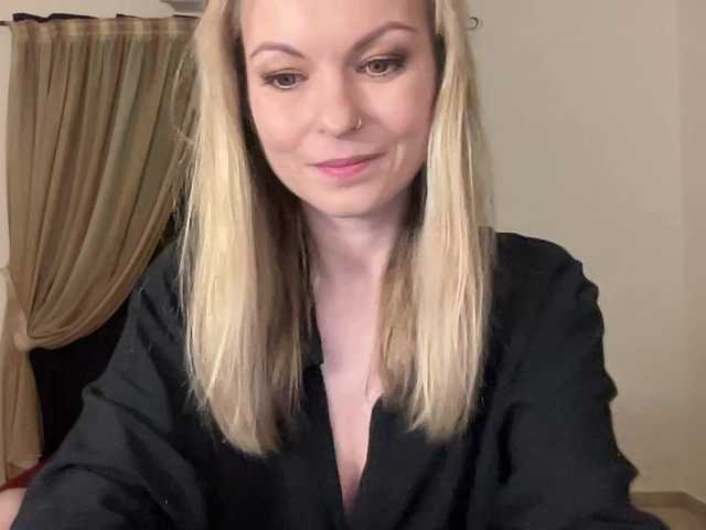 LilithNewdawn's BongaCams show and profile