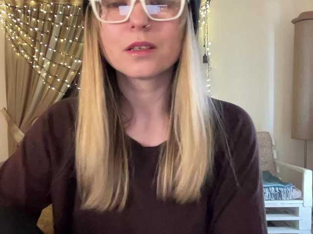 LilithNewdawn's BongaCams show and profile