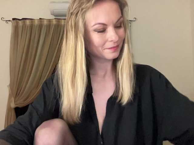 LilithNewdawn's BongaCams show and profile