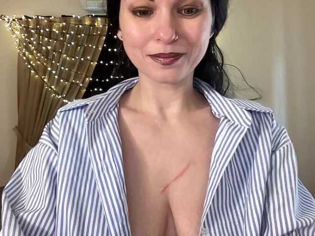 LilithNewdawn's BongaCams show and profile