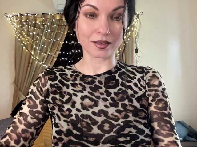 LilithNewdawn's BongaCams show and profile