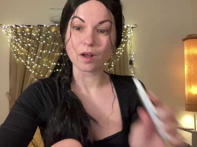 LilithNewdawn's BongaCams show and profile