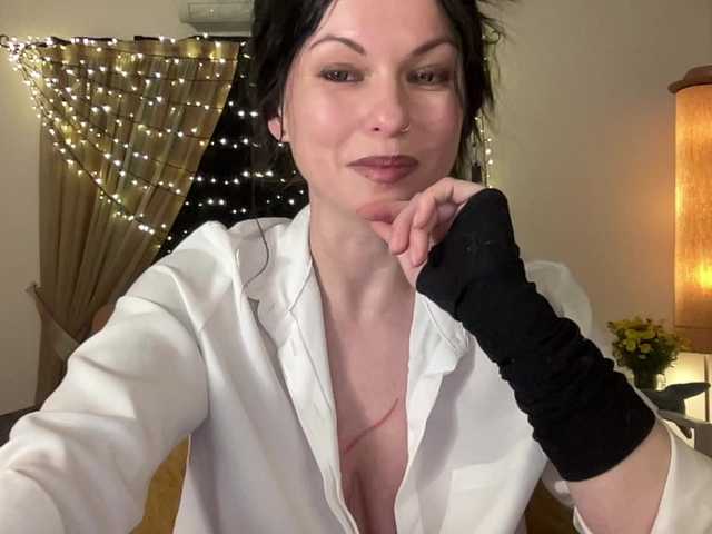 LilithNewdawn's BongaCams show and profile