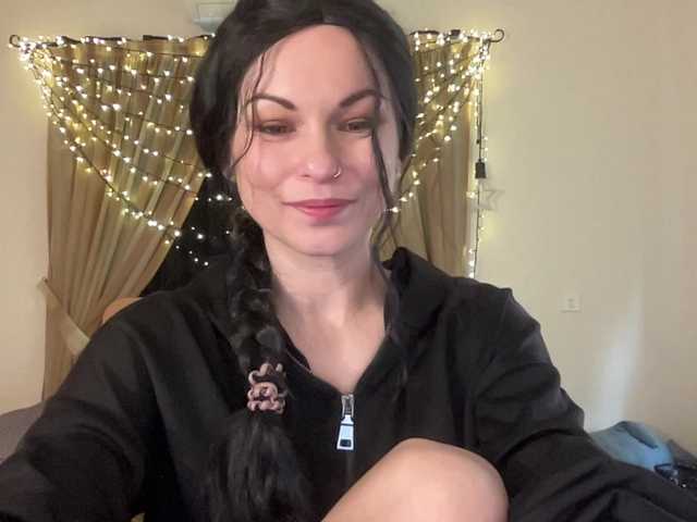 LilithNewdawn's BongaCams show and profile