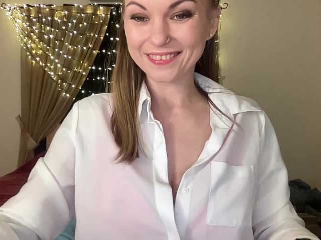 LilithNewdawn's BongaCams show and profile