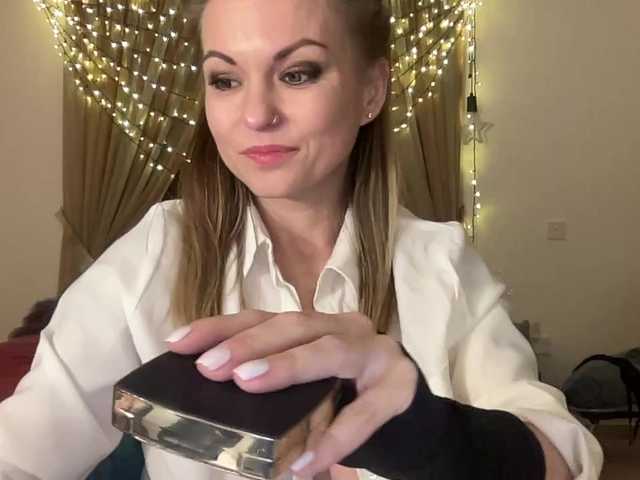 LilithNewdawn's BongaCams show and profile