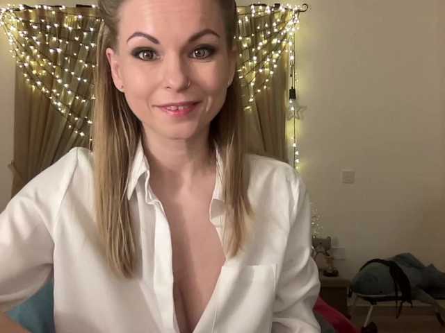 LilithNewdawn's BongaCams show and profile