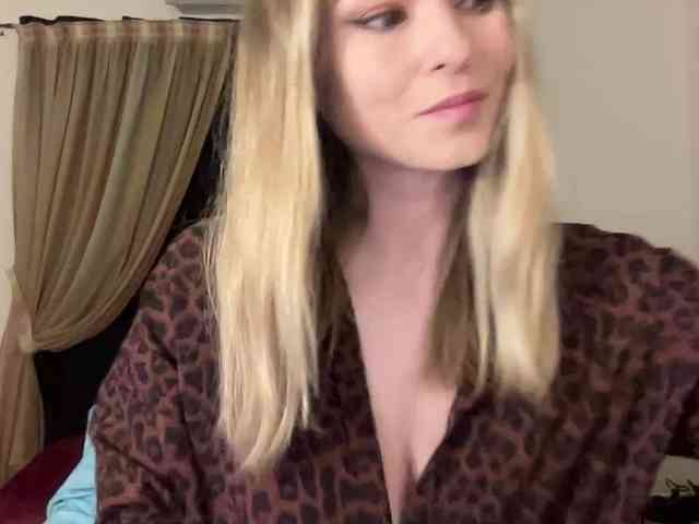 LilithNewdawn webcam