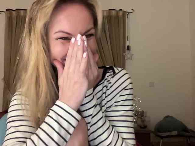 LilithNewdawn webcam