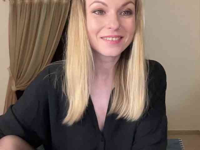 LilithNewdawn webcam