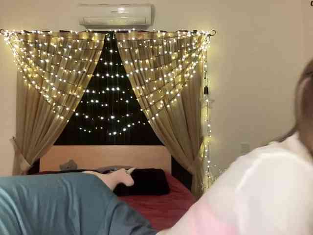 LilithNewdawn webcam