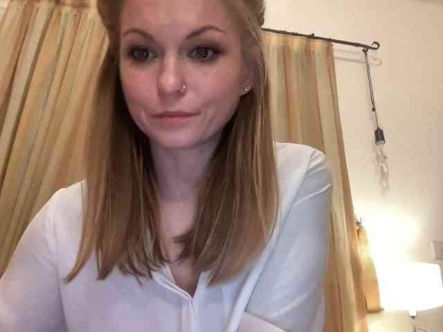 LilithNewdawn webcam