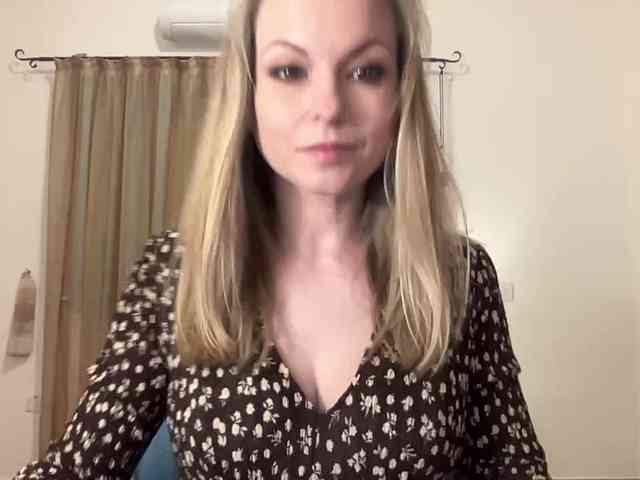 LilithNewdawn webcam